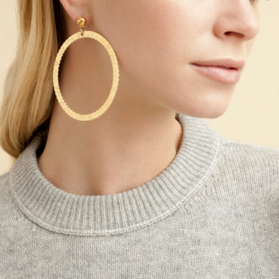 Boucles d'oreilles Bolduc grand modèle dorées – Image 3